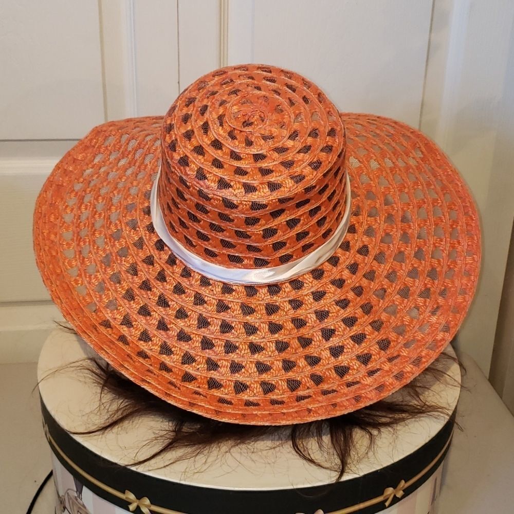 Caprice Peachy Floral Hat - Picture 4 of 7